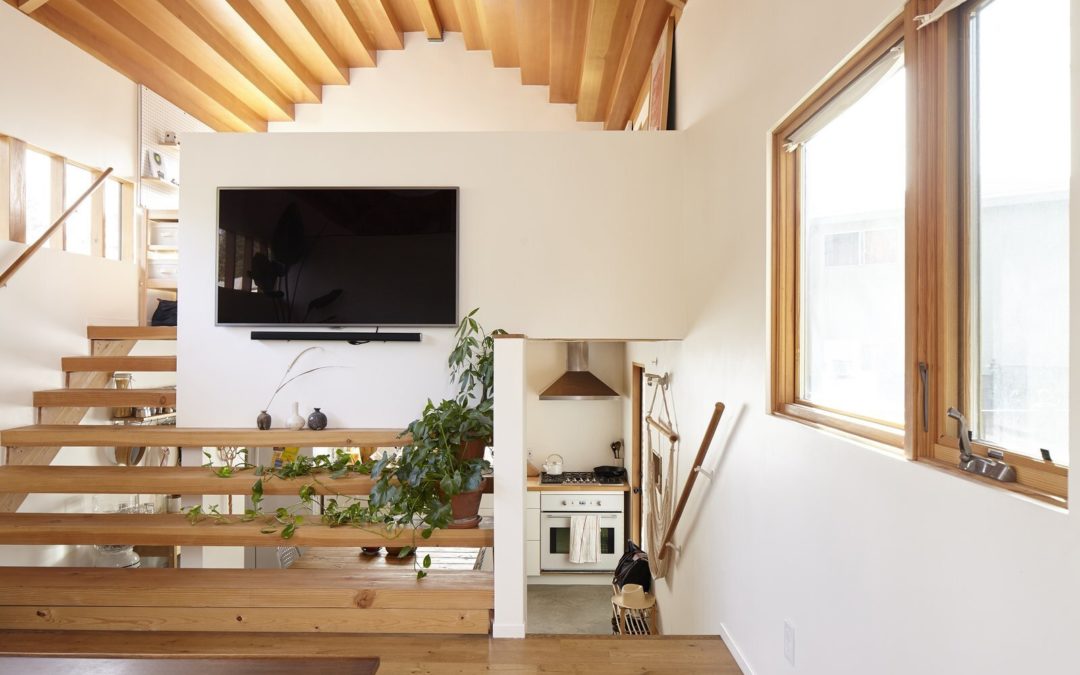 Smart Ways to Embrace Small Space Living
